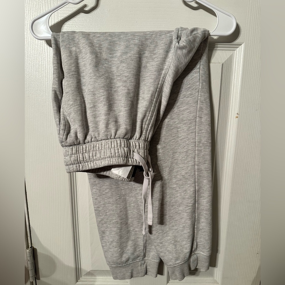 H&M Gray Sweatpants with Elastic Waistband